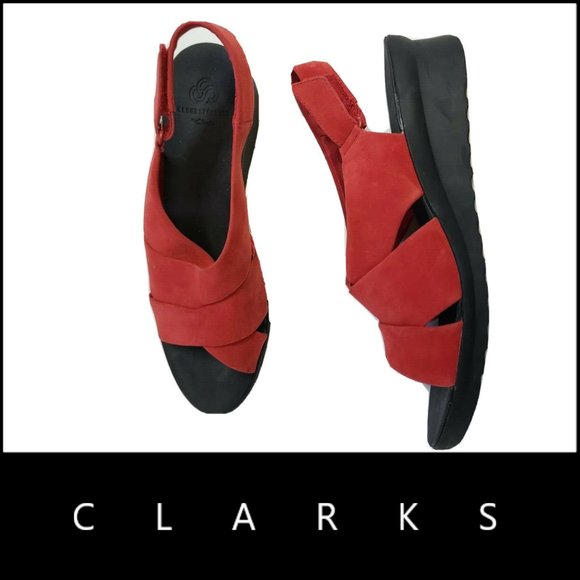 clarks sandals size 11